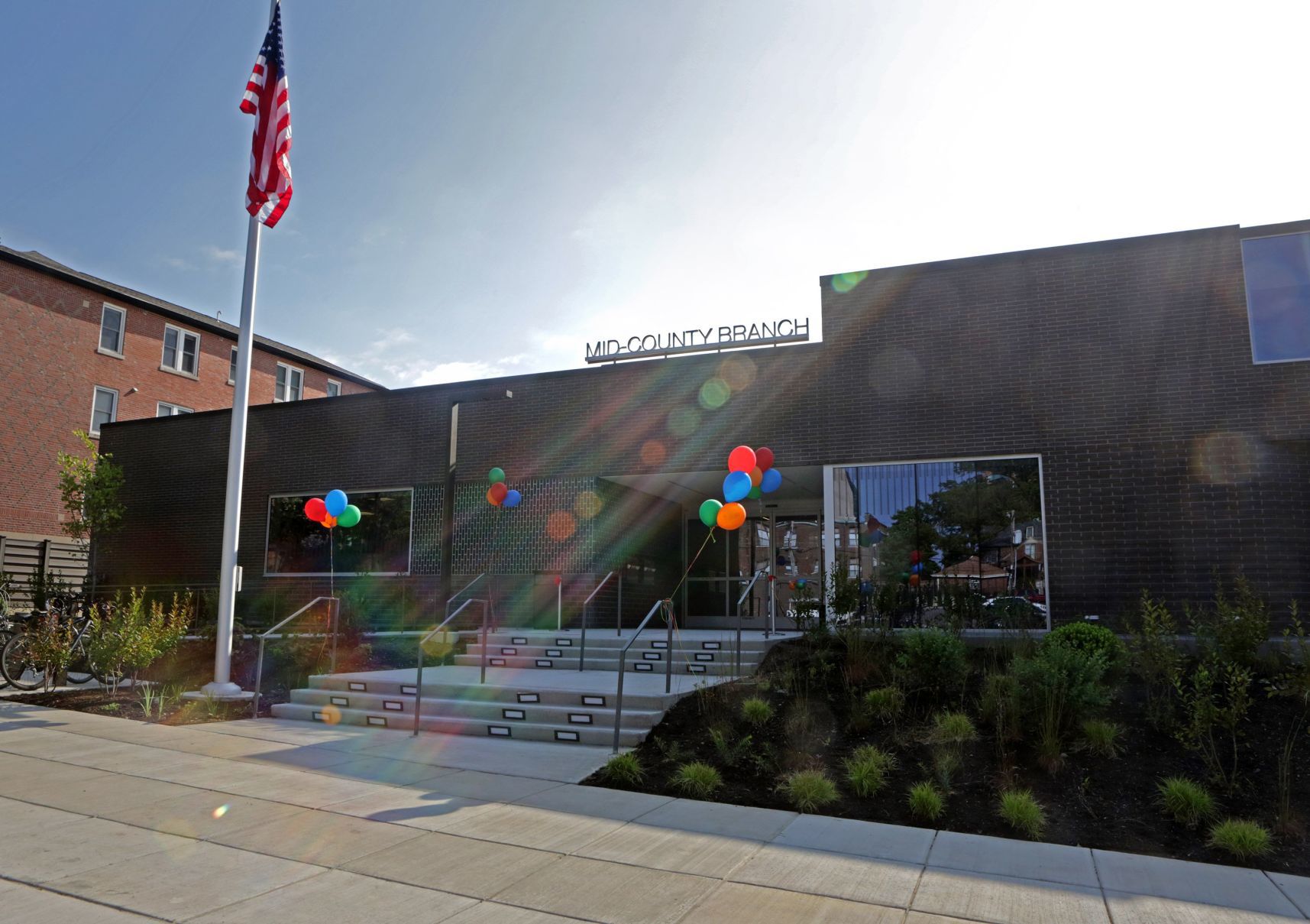 Mid-County branch of St. Louis County library reopens